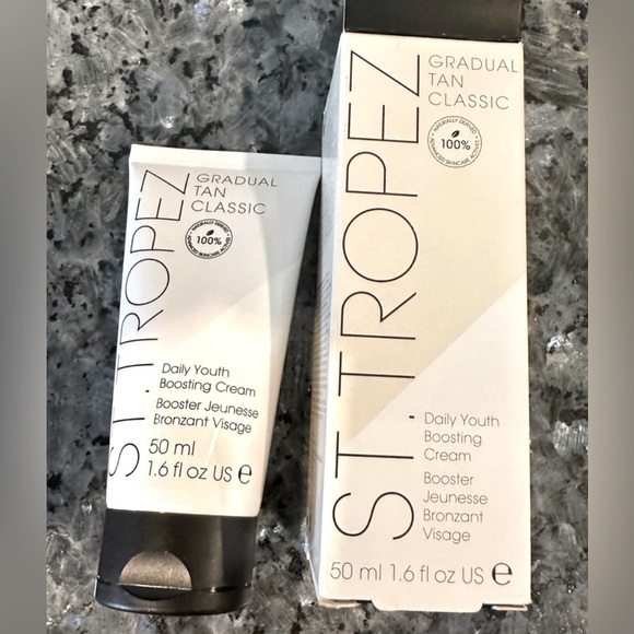 St.Tropez Gradual Tan Classic - Daily Youth Boosting Cream - Picture 6 of 7